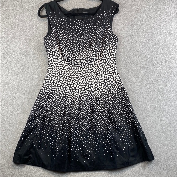 Ann Taylor midi dress polka dot fit and flare size 6 silky smooth sleeveless - Picture 1 of 12